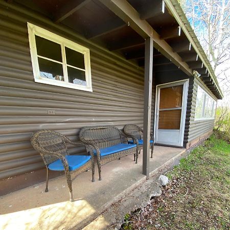 Rolling R Guest Ranch Guest House Meeker Стая снимка